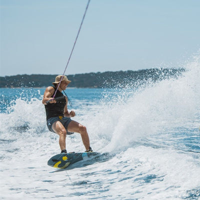 Ensemble wakeboard - Wakeboard Coasto Topaz + Fixations de wakeboard Diamond + Ligne de wakeboard Coasto