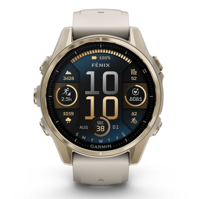 Garmin Fenix ​​​​8 Sapphire – 43 mm / AMOLED – Soft Gold mit nebelgrauem/dunklem Sandstein-Silikonarmband – Premium-Multisportuhr