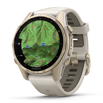 Garmin Fenix ​​​​8 Sapphire – 43 mm / AMOLED – Soft Gold mit nebelgrauem/dunklem Sandstein-Silikonarmband – Premium-Multisportuhr