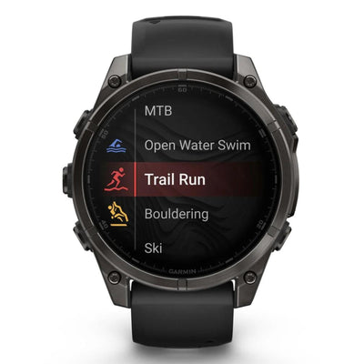 Garmin Fenix ​​​​8 Sapphire – 47 mm / AMOLED – Carbongraues DLC-Titan mit schwarzem Silikonarmband – Premium-Multisportuhr