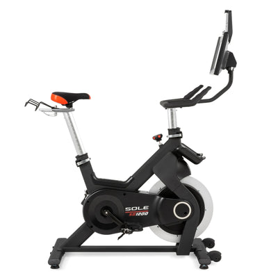 Sole Fitness SB1200 spinningfiets met 10.1-inch entertainment console - 1 maand gratis CycleMasters®