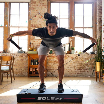 Sole Fitness SRVO Base – Intelligente Krafttrainingsplattform für Heimtraining